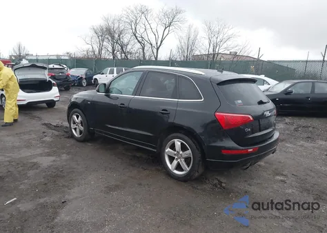 2011 Audi Q5 3.2 Premium Plus z USA, uszkodzony, nr VIN WA1DKAFP5BA013615